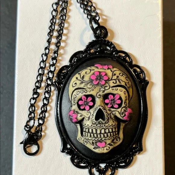 Skull flower day of the dead cabochon necklace - Picture 1 of 2
